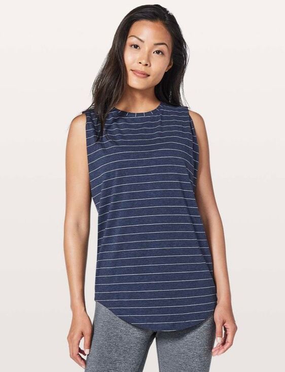 lululemon athletica Tops - Lululemon Brunswick Muscle Tank Top Heathered Blue Striped Women’s Size XL 14 16